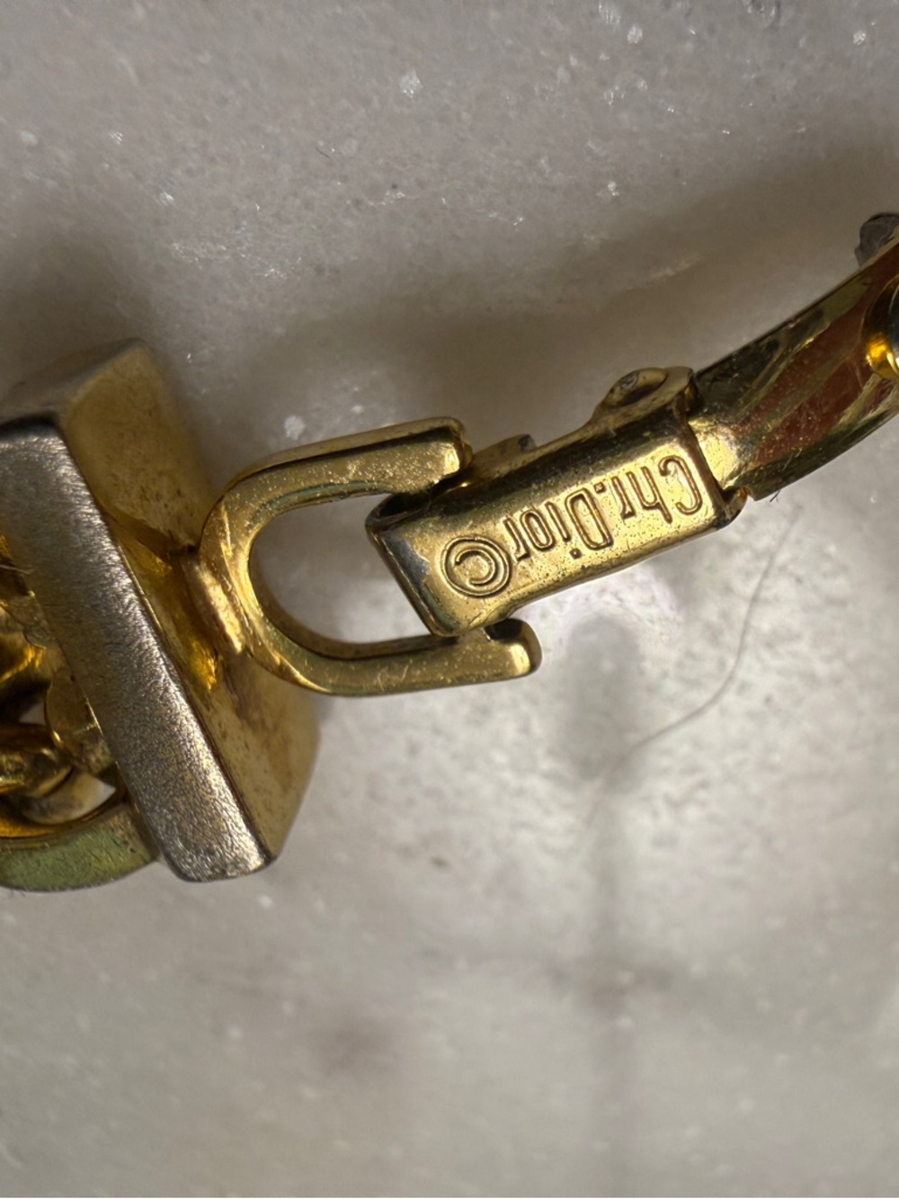 Christian Dior Gold Link Chain Bracelet (10-12K Gold) - Picture 4 of 6